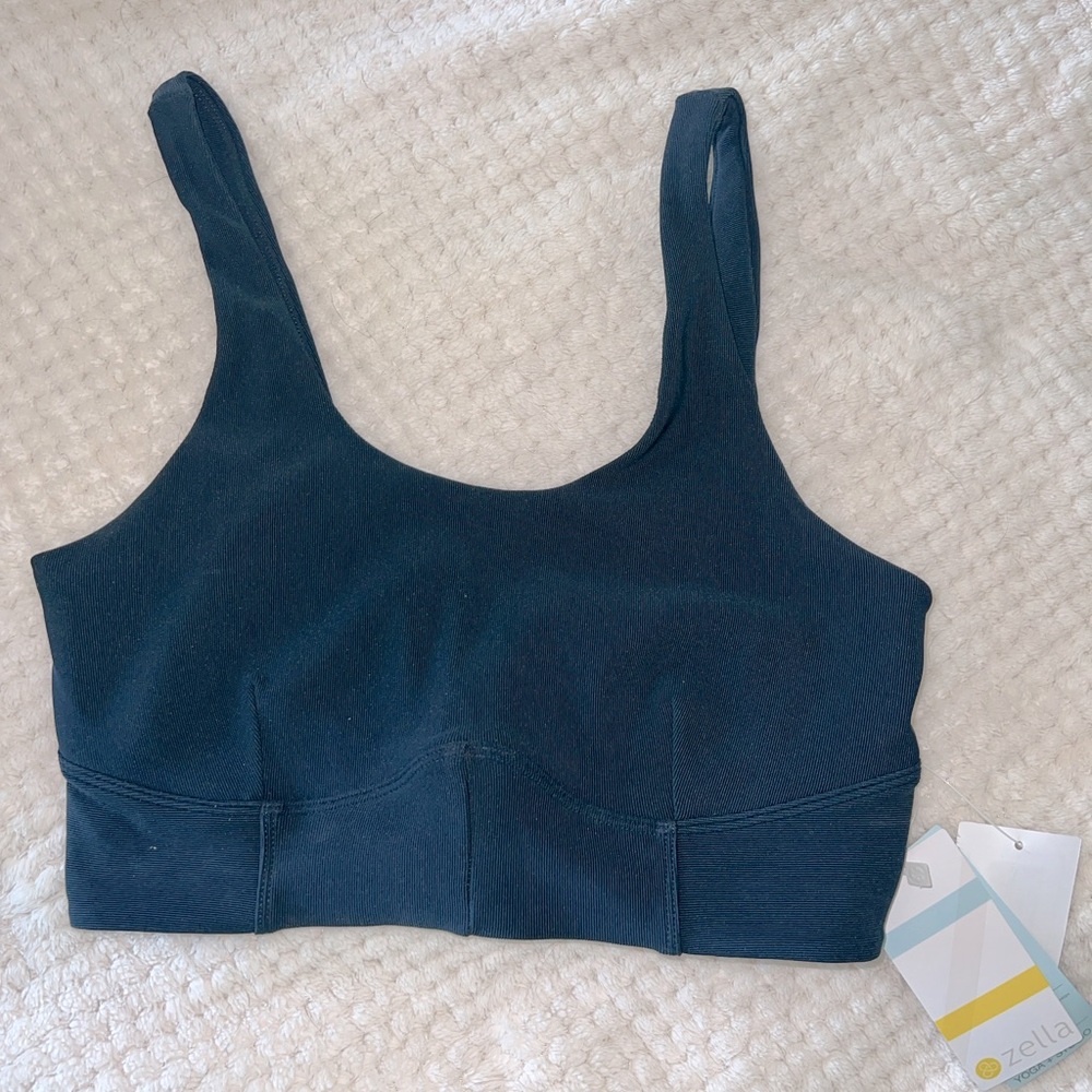ZELLA sports bra